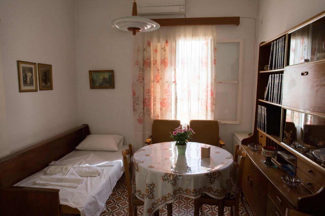 Emmanouil'S House Apartment Chania  Bagian luar foto